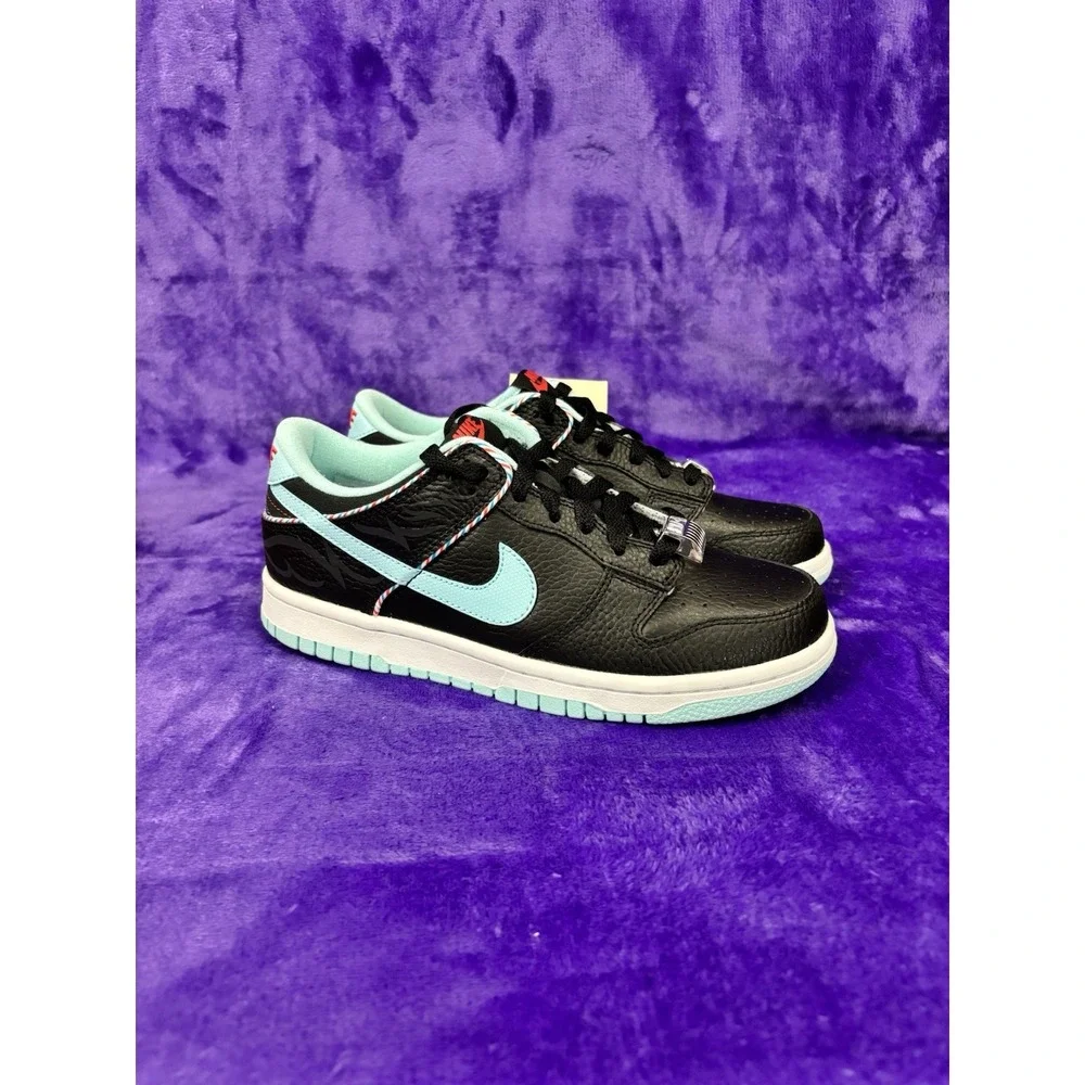 💈 Nike Dunk Low SE Grade School Barber Shop Black DN3351-001 Sz 5.5y / 7womens - Picture 2 of 8